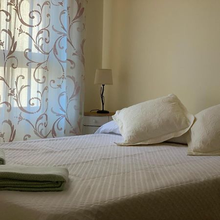 Apartamento Malaga Estacion - Casa De La Rosa Exterior foto